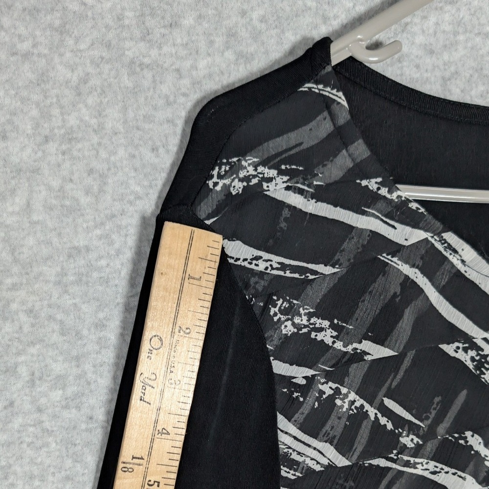Chicos Travelers Top Size 3 Black Abstract 3/4 Sleeve Scoop Neck XL Tiered - Picture 8 of 11